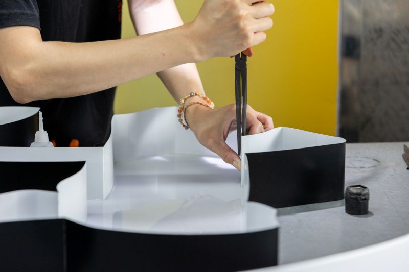 宏中廣告 無邊字、千那論鋁邊塑型